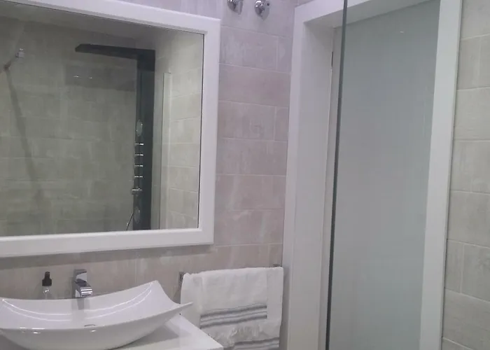 Descanso Termal アパート コマルカ・デ・オウレンセ